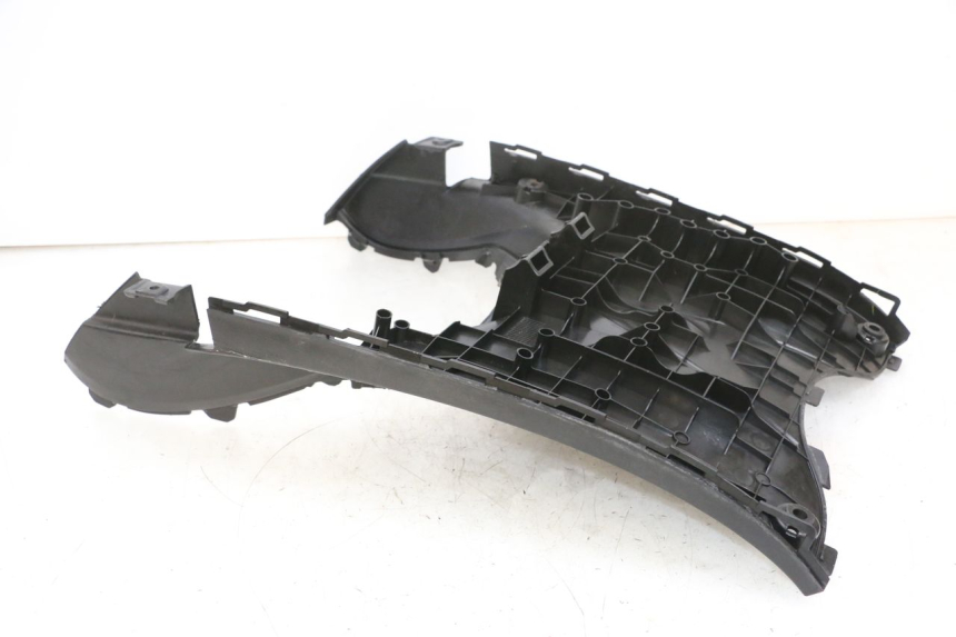 photo de TRITTBRETT VERKLEIDUNG MBK FLIPPER 115 (2013 - 2017) - Detailansicht des Bauteils