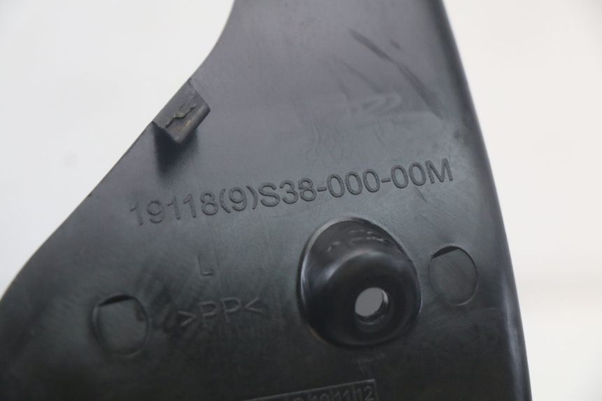 photo de LINKER FUßSTüTZE QUADRO 3D S 350 (2013 - 2018) - Details der Befestigungspunkte