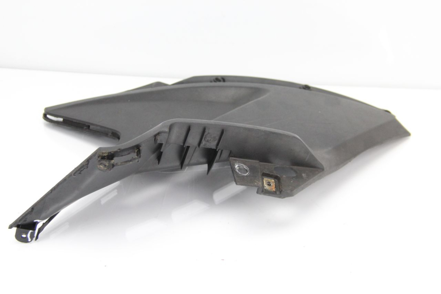 photo de TRITTBRETT VERKLEIDUNG LINKS KYMCO AGILITY CITY 2T 50 (2008 - 2016) - Zoom auf Gebrauchszustand