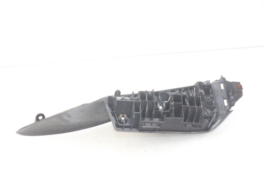 photo de LINKER FUßSTüTZE SUZUKI BURGMAN 125 (2007 - 2014) - Detailansicht des Bauteils