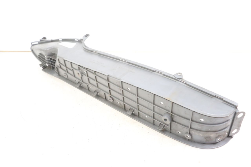 photo de LINKER FUßRASTEN HONDA FES PANTHEON 2T 125 (1998 - 2002) - Zoom auf Gebrauchszustand