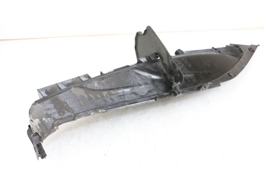 photo de LINKER FUßRASTEN HONDA FES S-WING SWING ABS 125 (2007 - 2015) - Zoom auf Gebrauchszustand