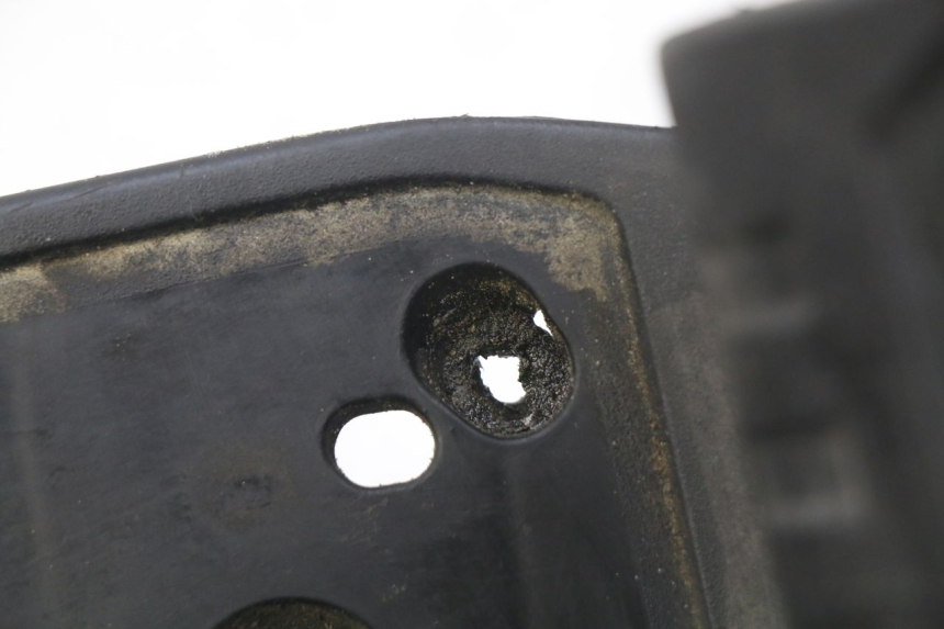 photo de LINKER FUßRASTEN HONDA FORZA 125 (2015 - 2016) - Zoom auf Gebrauchszustand