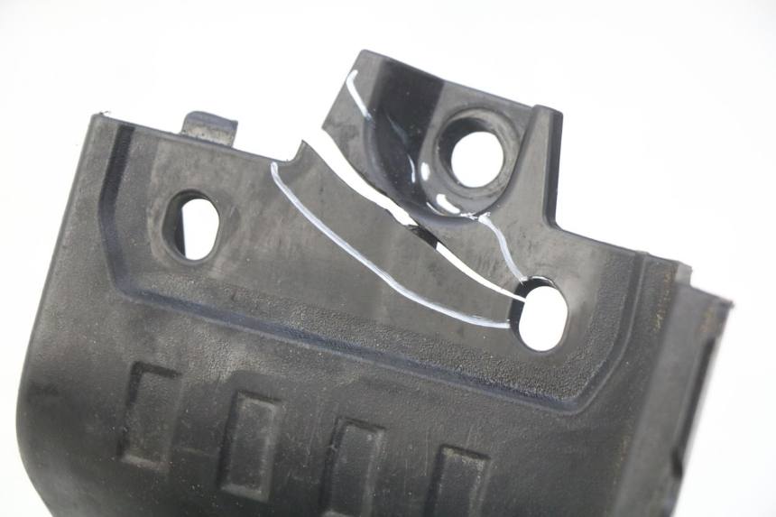 photo de LINKER FUßRASTEN HONDA FORZA 125 (2015 - 2016) - Details der Befestigungspunkte