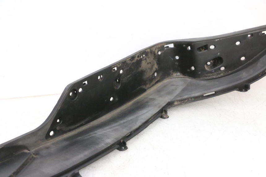 photo de TRITTBRETT VERKLEIDUNG LINKS JM MOTORS GTS 125 (2015 - 2019) - Oberflächenzustand und Material