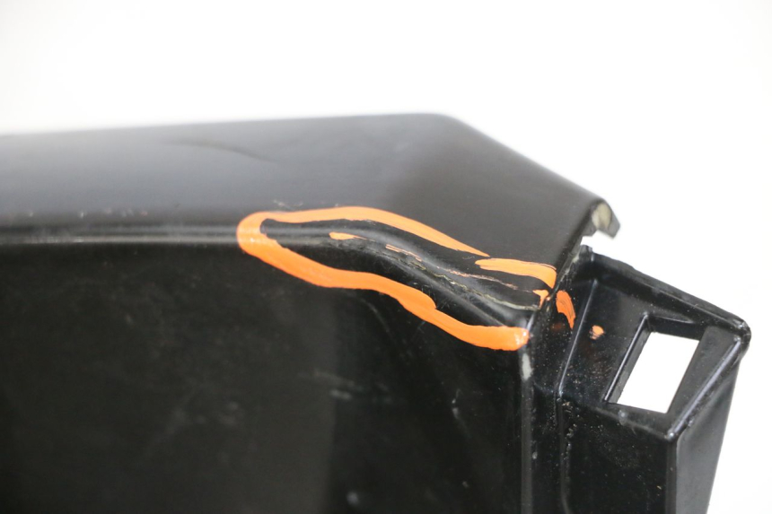 photo de TRITTBRETT VERKLEIDUNG LINKS PIAGGIO IE MP3 YOURBAN 300 (2011 - 2016) - Alternative Perspektive