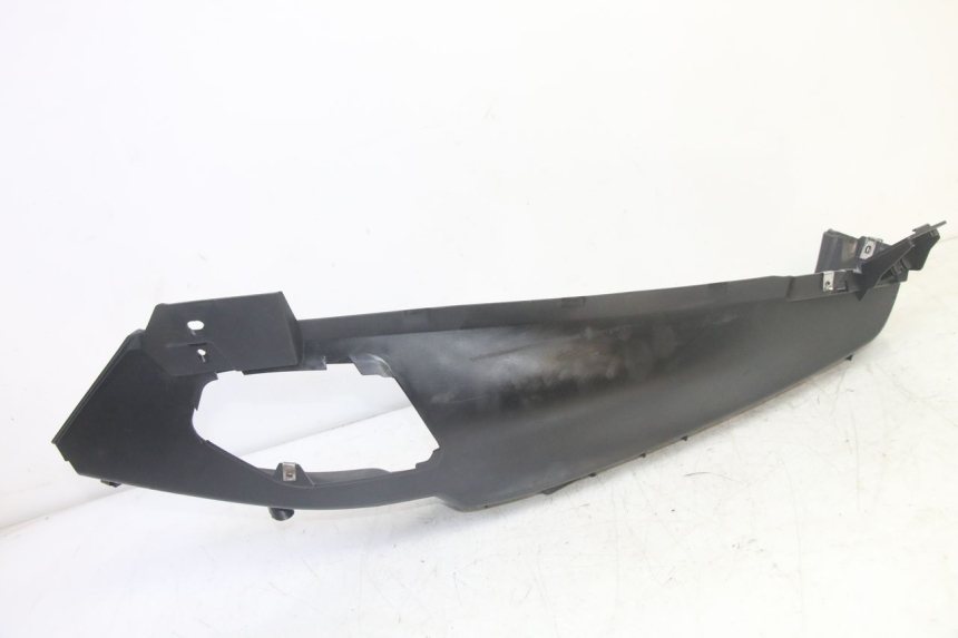 photo de TRITTBRETT VERKLEIDUNG LINKS PIAGGIO MP3 HPE 350 (2018 - 2020) - Technische Nahaufnahme