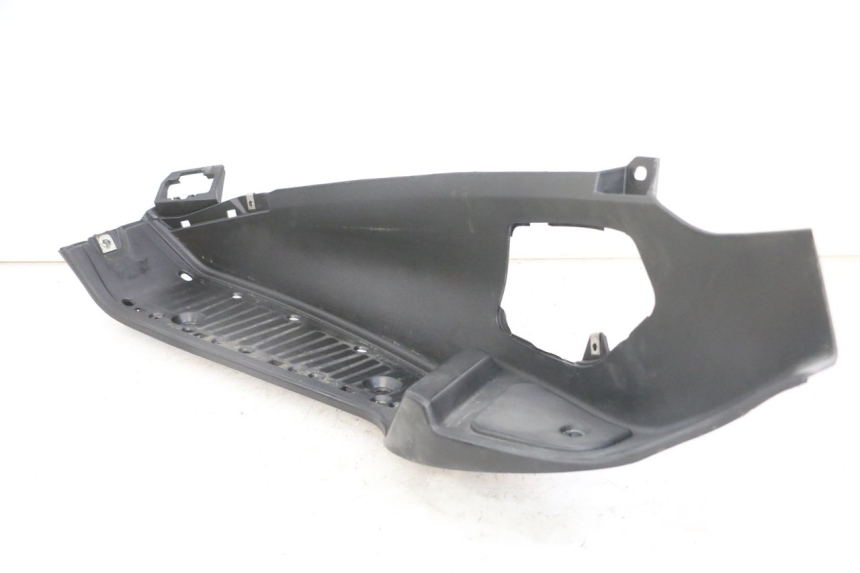 photo de TRITTBRETT VERKLEIDUNG LINKS PIAGGIO MP3 LT 300 (2010 - 2016) - Hauptansicht