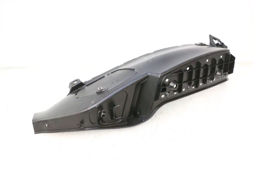 photo de LINKER FUßRASTEN PIAGGIO MP3 LT 300 (2010 - 2016) - Zoom auf Gebrauchszustand