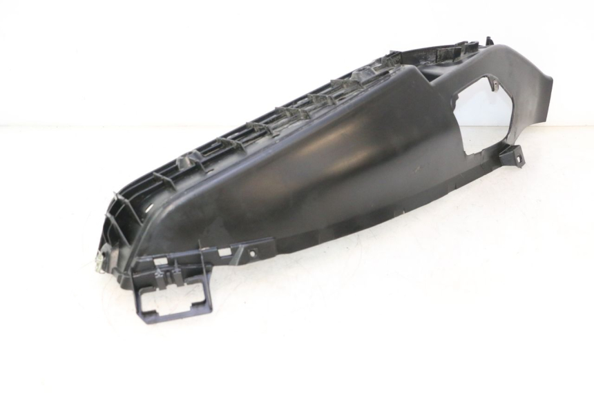 photo de TRITTBRETT VERKLEIDUNG LINKS PIAGGIO MP3 LT 400 (2007 - 2012) - Detailansicht des Bauteils