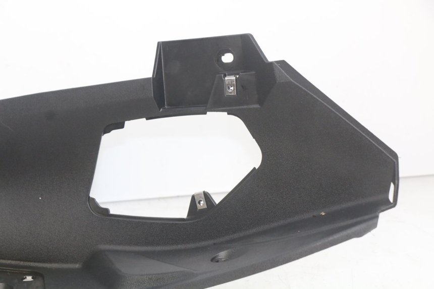 photo de LINKER FUßRASTEN PIAGGIO MP3 500 (2014 - 2017) - Details der Befestigungspunkte