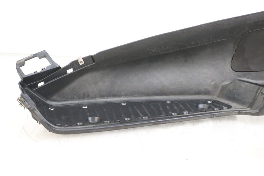 photo de LINKER FUßSTüTZE PIAGGIO MP3 125 (2006 - 2014) - Technische Nahaufnahme