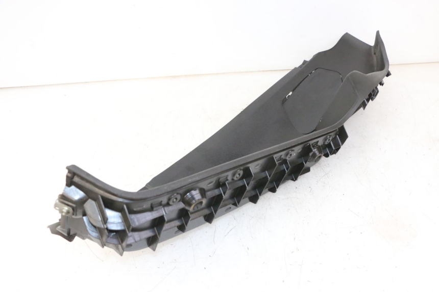 photo de LINKER FUßRASTEN PIAGGIO MP3 500 (2011 - 2015) - Detailansicht des Bauteils