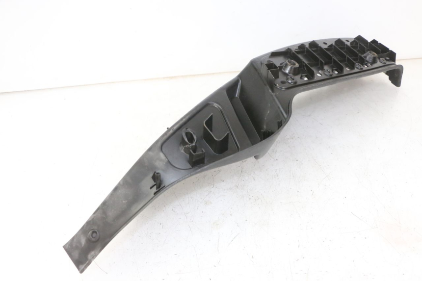 photo de LINKER FUßRASTEN PIAGGIO MP3 500 (2011 - 2015) - Technische Nahaufnahme