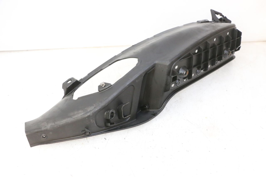 photo de TRITTBRETT VERKLEIDUNG LINKS PIAGGIO MP3 RL 250 (2006 - 2010) - Alternative Perspektive