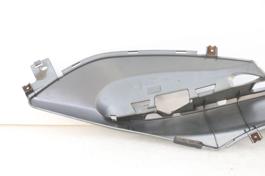 photo de TRITTBRETT VERKLEIDUNG LINKS MBK OVETTO 4T 50 (2008 - 2016) - Gesamtansicht des Produkts