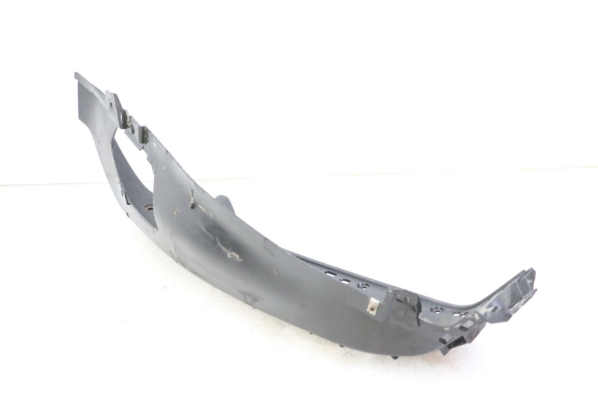 photo de LINKER FUßSTüTZE PIAGGIO X8 125 (2004 - 2007) - Oberflächenzustand und Material