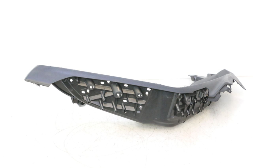 photo de TRITTBRETT VERKLEIDUNG LINKS JM MOTORS R-MAX TECH 50 (2024 - 2026) - Kennzeichnungen und Originalreferenzen