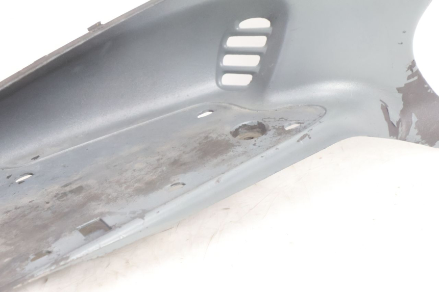 photo de TRITTBRETT VERKLEIDUNG LINKS GILERA RUNNER SP 50 (2002 - 2004) - Gesamtansicht des Produkts