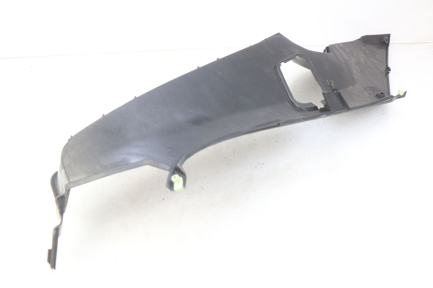 photo de LINKER FUßRASTEN PEUGEOT SATELIS COMPRESSOR K15 125 (2006 - 2009) - Detailansicht des Bauteils