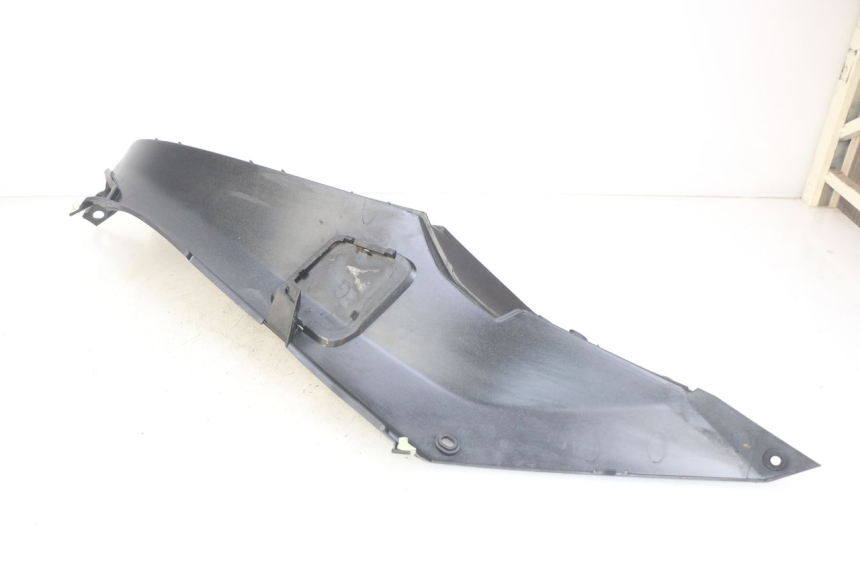 photo de LINKER FUßRASTEN PEUGEOT SATELIS 125 (2010 - 2012) - Technische Nahaufnahme