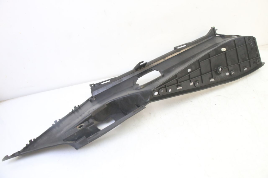 photo de TRITTBRETT VERKLEIDUNG LINKS PEUGEOT SATELIS 125 (2013 - 2018) - Kennzeichnungen und Originalreferenzen