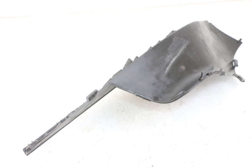 photo de TRITTBRETT VERKLEIDUNG LINKS APRILIA SCARABEO GT TOURING 125 (1999 - 2005) - Detailansicht des Bauteils