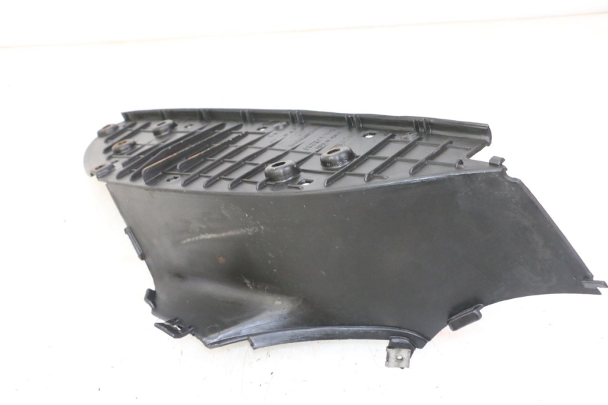 photo de TRITTBRETT VERKLEIDUNG LINKS APRILIA SCARABEO GT TOURING 125 (1999 - 2005) - Alternative Perspektive