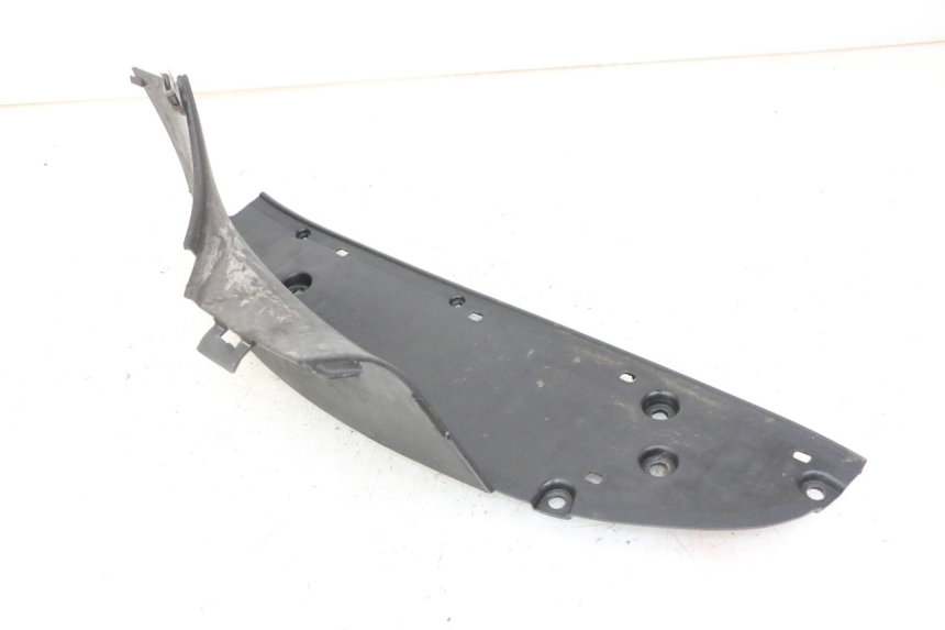 photo de TRITTBRETT VERKLEIDUNG LINKS APRILIA SCARABEO GT TOURING 125 (1999 - 2005) - Gesamtansicht des Produkts