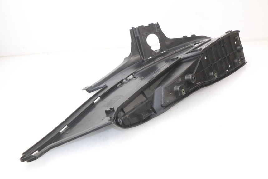 photo de TRITTBRETT VERKLEIDUNG LINKS RAZZO STEED 125 (2012 - 2018) - Detailansicht des Bauteils