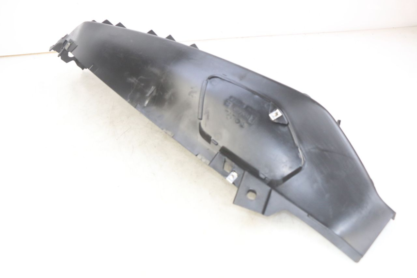 photo de LINKER FUßRASTEN PIAGGIO XEVO - X EVO 125 (2007 - 2017) - Zoom auf Gebrauchszustand