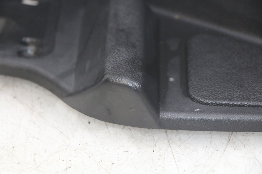 photo de LINKER FUßRASTEN PIAGGIO XEVO - X EVO 125 (2007 - 2017) - Technische Nahaufnahme