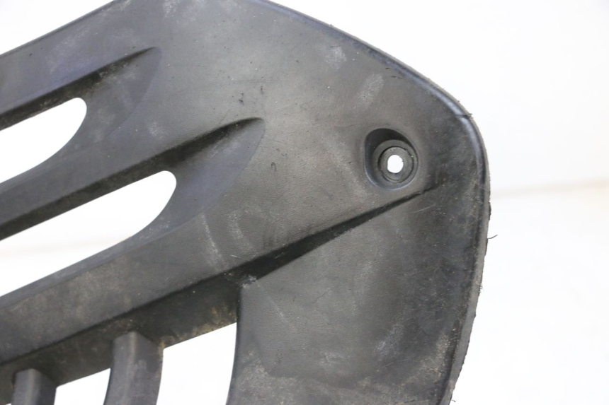 photo de TRITTBRETT VERKLEIDUNG LINKS YAMAHA YFM R RAPTOR 250 (2008 - 2014) - Details der Befestigungspunkte