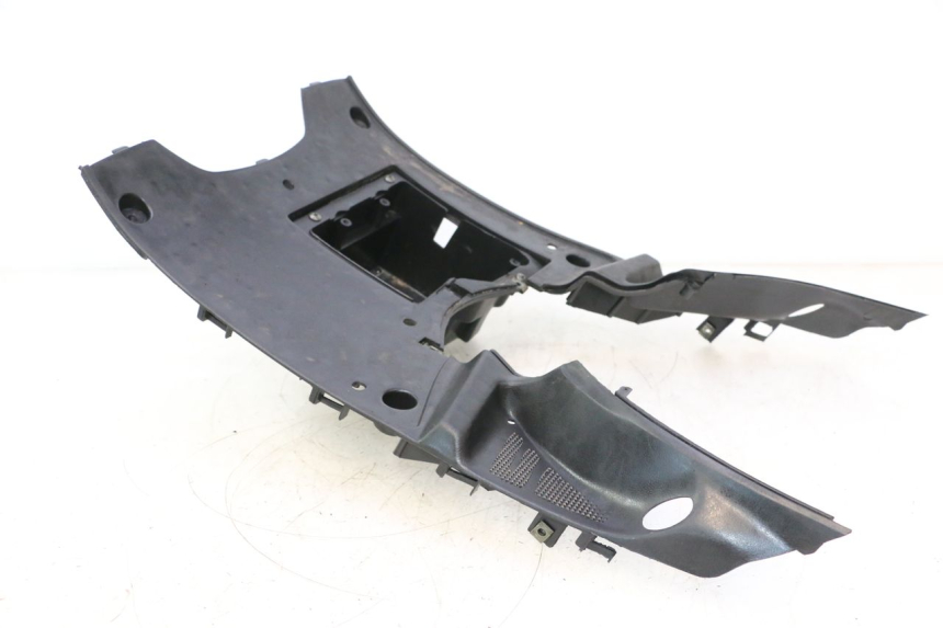 photo de TRITTBRETT VERKLEIDUNG EUROCKA GTR 50 (2007 - 2017) - Zoom auf Gebrauchszustand