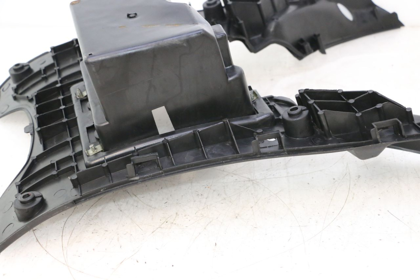 photo de TRITTBRETT VERKLEIDUNG EUROCKA GTR 50 (2007 - 2017) - Technische Nahaufnahme