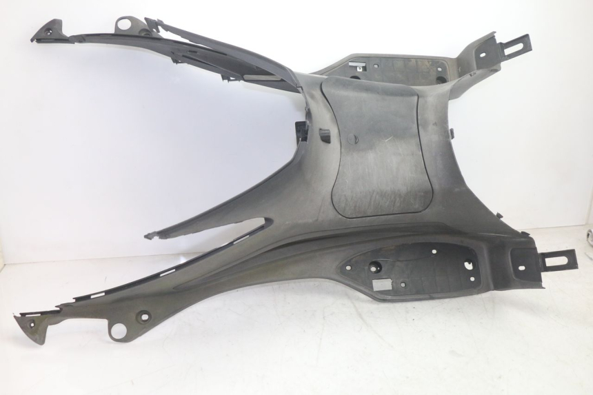 photo de TRITTBRETT VERKLEIDUNG SYM GTS EVO 125 (2009 - 2013) - Detailansicht des Bauteils