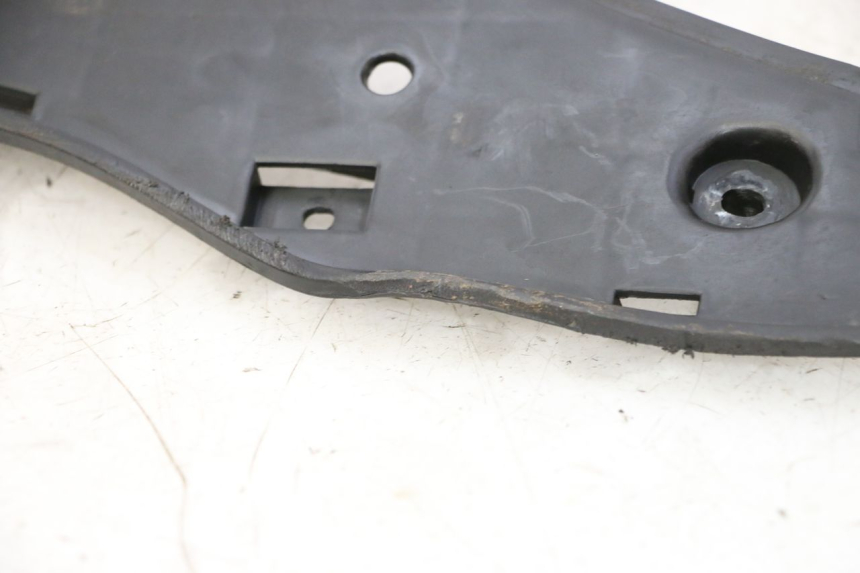 photo de TRITTBRETT VERKLEIDUNG DAELIM HISTORY 125 (2001 - 2002) - Technische Nahaufnahme