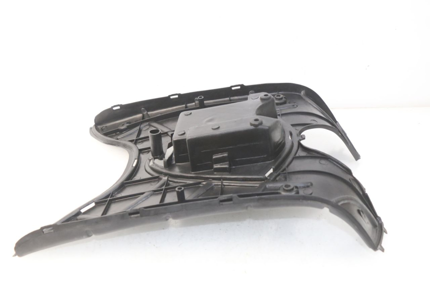 photo de TRITTBRETT VERKLEIDUNG KEEWAY HURRICANE 50 (2006 - 2019) - Alternative Perspektive