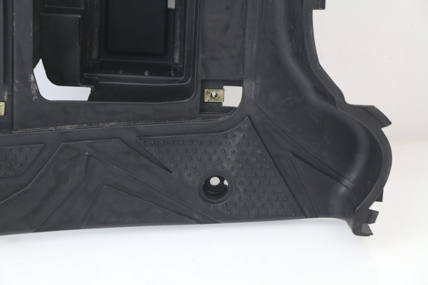 photo de TRITTBRETT VERKLEIDUNG SYM JET 4 50 (2010 - 2014) - Charakteristische Merkmale