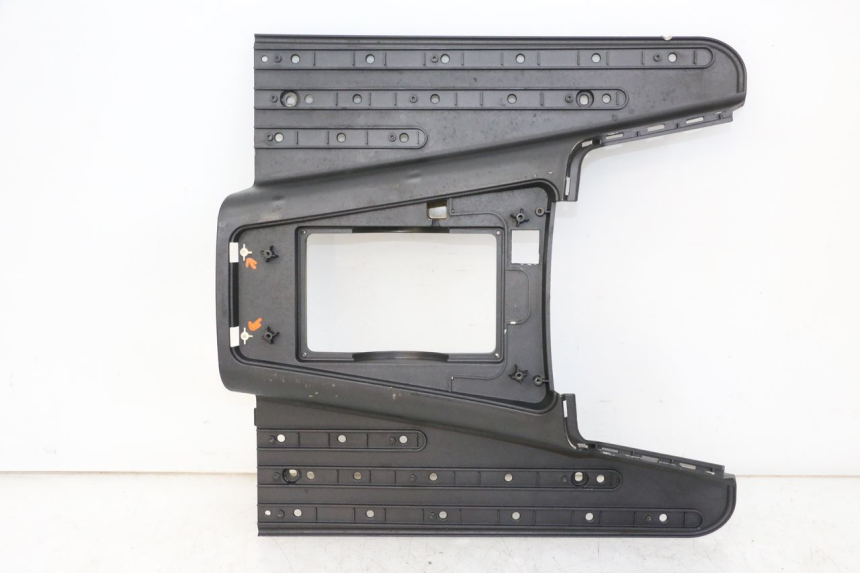 photo de TRITTBRETT VERKLEIDUNG JM MOTORS VX 125 (2022 - 2025) - Hauptansicht