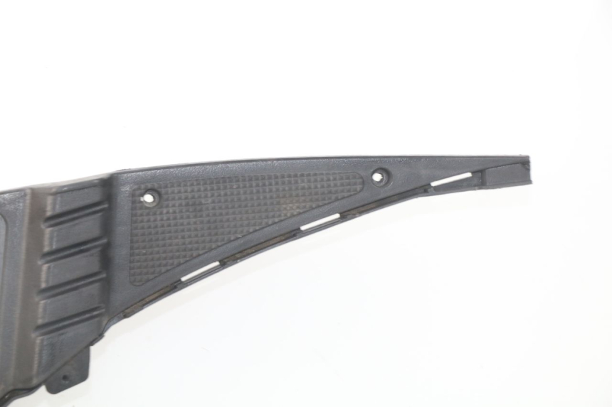 photo de TRITTBRETT VERKLEIDUNG RIDE JUMP 2T 50 (2012 - 2017) - Technische Nahaufnahme