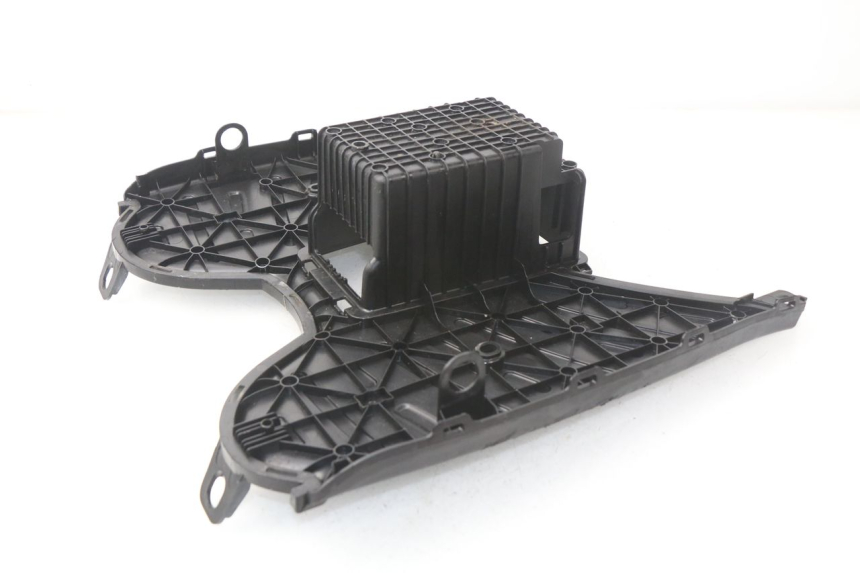 photo de TRITTBRETT VERKLEIDUNG PEUGEOT KISBEE 2T 50 (2010 - 2017) - Detailansicht des Bauteils