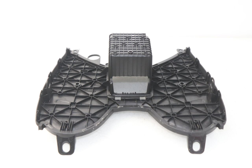 photo de TRITTBRETT VERKLEIDUNG PEUGEOT KISBEE 2T 50 (2010 - 2017) - Kennzeichnungen und Originalreferenzen