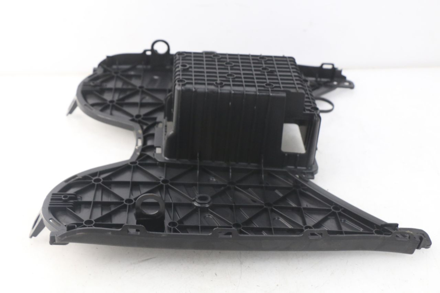 photo de TRITTBRETT VERKLEIDUNG PEUGEOT KISBEE 2T 50 (2010 - 2017) - Alternative Perspektive