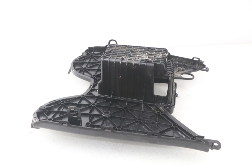 photo de TRITTBRETT VERKLEIDUNG PEUGEOT KISBEE 2T 50 (2010 - 2017) - Alternative Perspektive