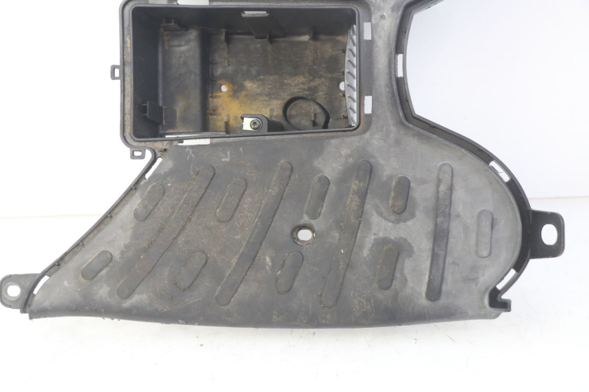 photo de FUßRASTE PEUGEOT KISBEE 4T 50 (2010 - 2017) - Technische Nahaufnahme