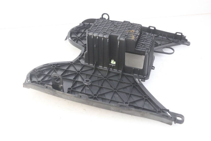 photo de FUßRASTE PEUGEOT KISBEE 4T 50 (2010 - 2017) - Oberflächenzustand und Material