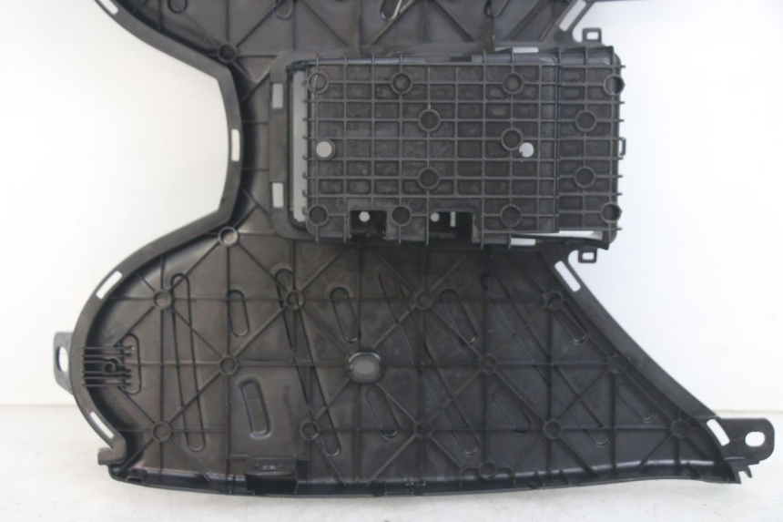 photo de FUßRASTE PEUGEOT KISBEE 4T 50 (2010 - 2017) - Technische Nahaufnahme