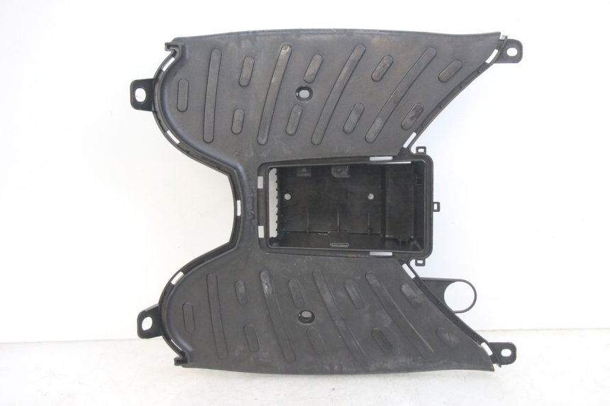 photo de FUßRASTE PEUGEOT KISBEE 4T 50 (2010 - 2017) - Oberflächenzustand und Material