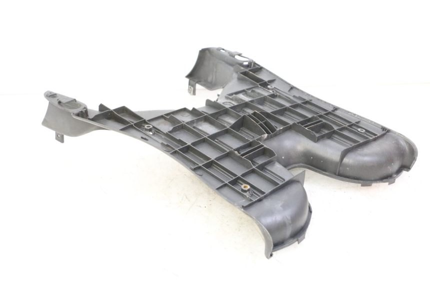 photo de TRITTBRETT VERKLEIDUNG PIAGGIO LIBERTY 4T 50 (2009 - 2015) - Technische Nahaufnahme